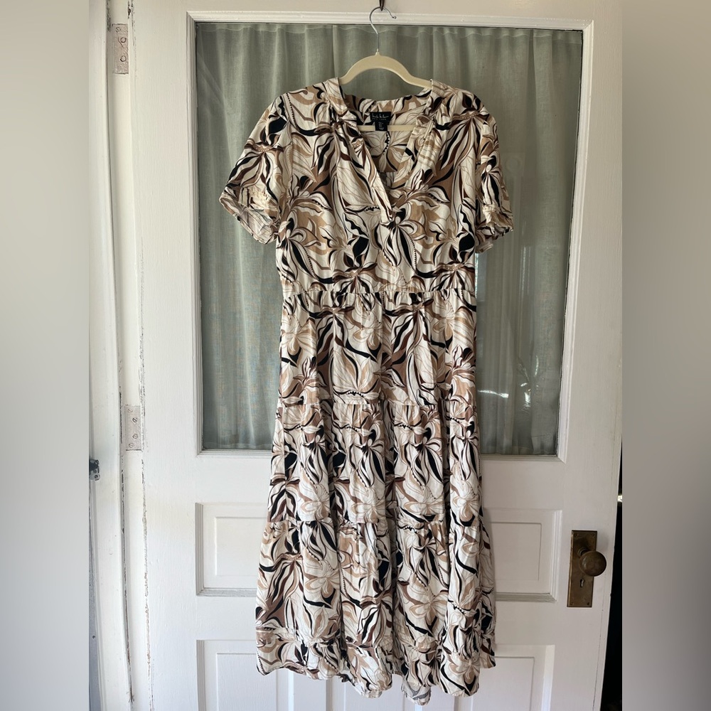 Nicole Miller Sz L Linen Blend Violet Waterfall Floral Tiered Maxi Dress